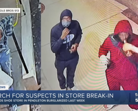 Right shoe robbery suspects